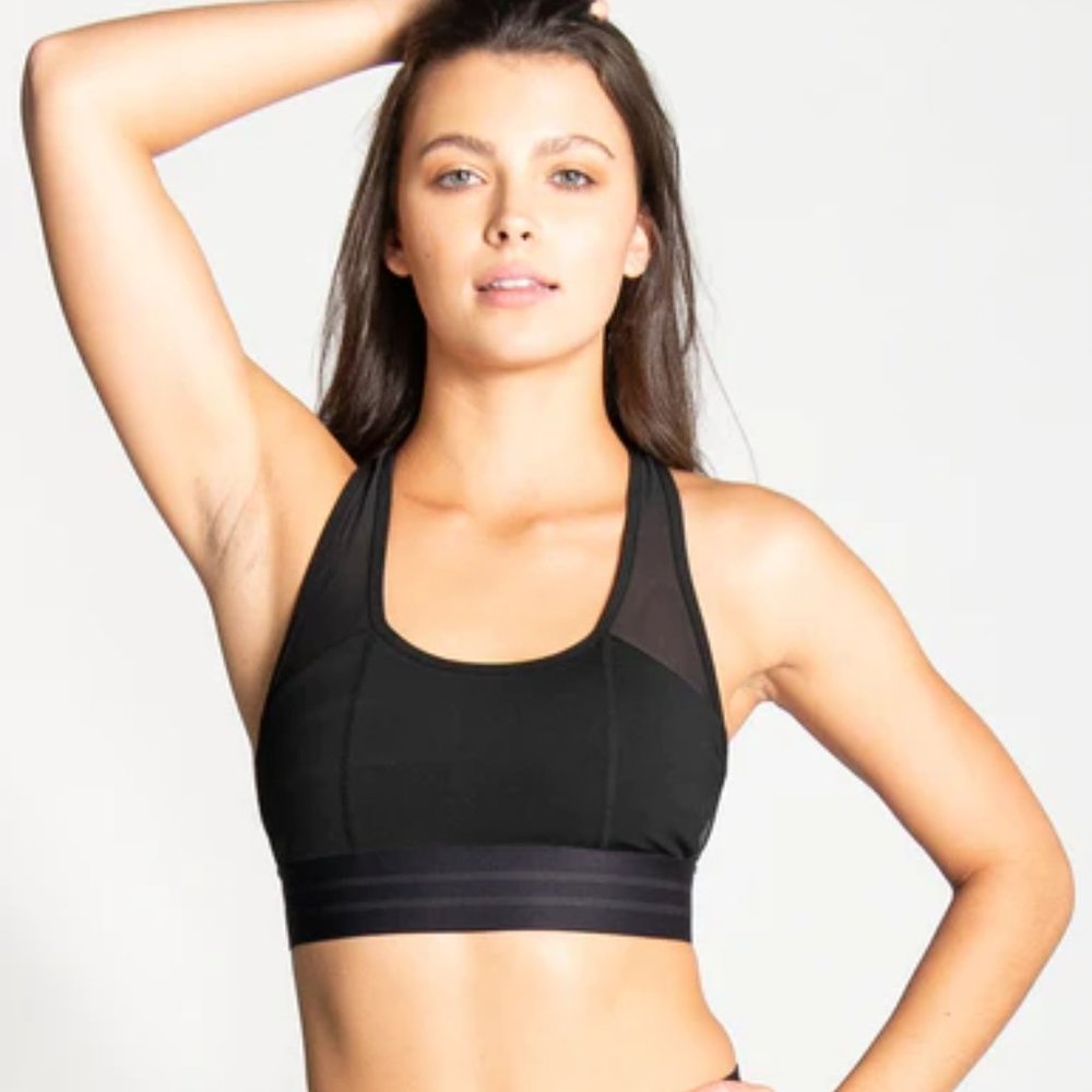 BELOFORTE Roxy Bra Size Large NWT Black